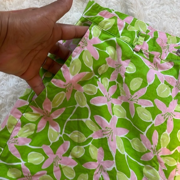 Lilly Pulitzer Green and Pink Bermuda Shorts Vibrant Pattern - Picture 5 of 10